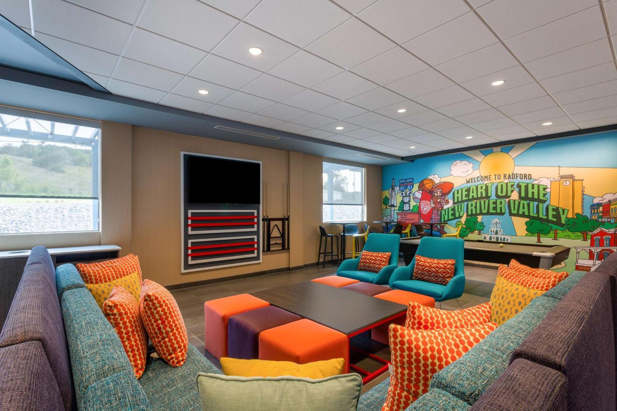 Tru By Hilton Radford Hotel Christiansburg Exterior photo